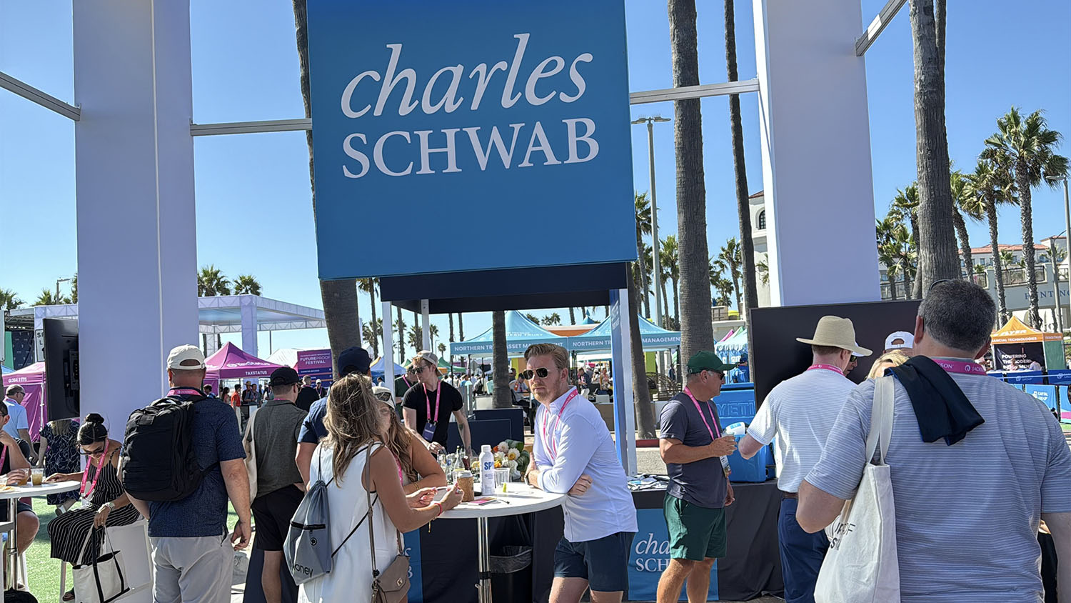 DJ Hustle Expands Corporate Entertainment Portfolio with Charles Schwab Event